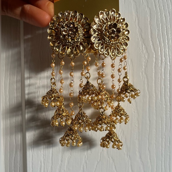 All these earrings and rings for 20$ - Picture 3 of 4